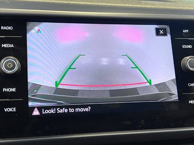 2022 Taos 1.5T SE Black · photo 26