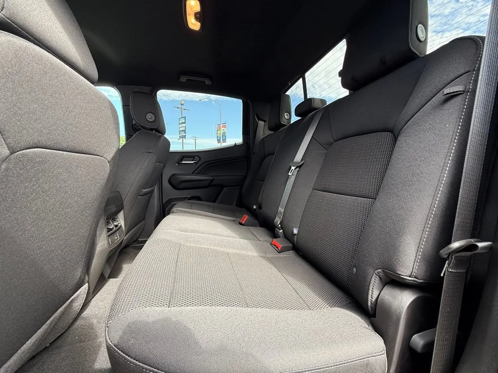 New 2026 Onyx Black GMC Elevation image 30