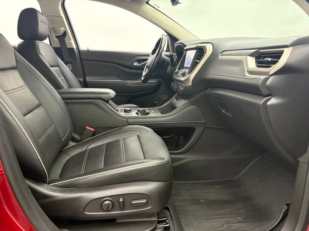 Used 2022 Cayenne Red Tintcoat GMC Denali image 34