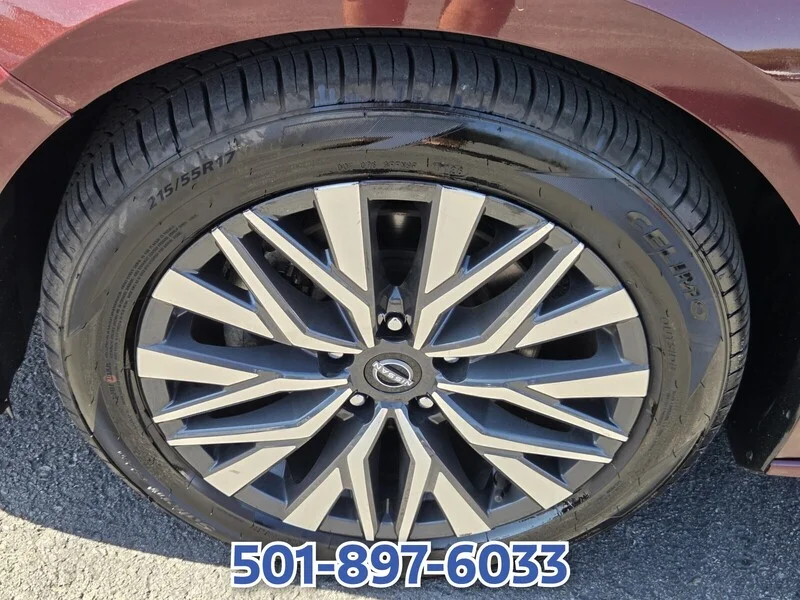 Used 2025 Garnet Pearl NISSAN SV FWD image 16