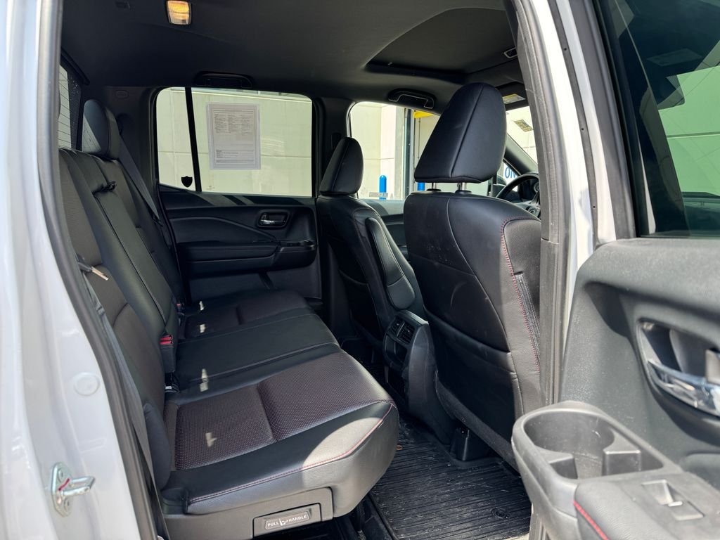 2023 Honda Ridgeline Black Edition - Photo 9
