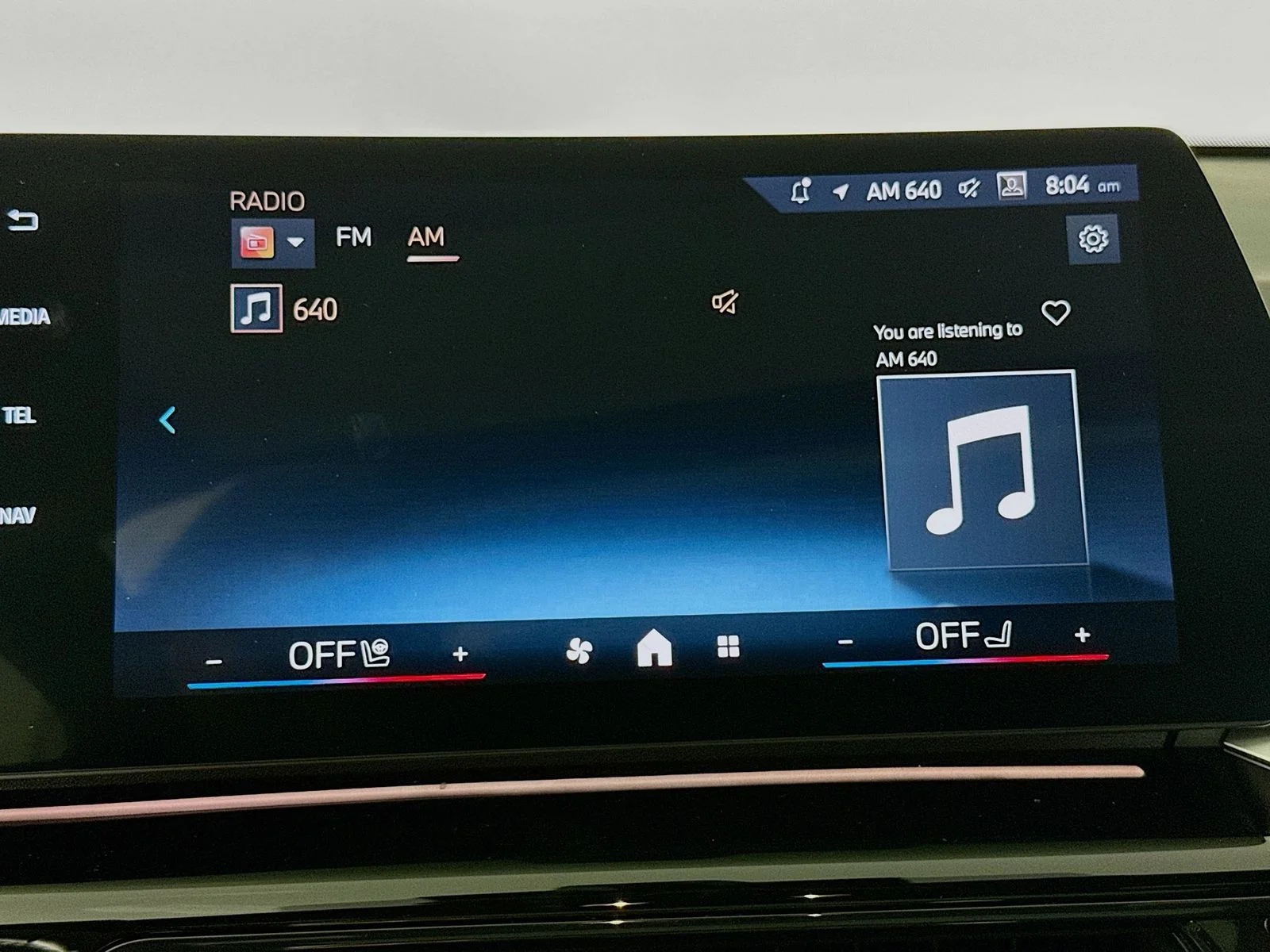 Used 2026 Cape York Green Metallic BMW xDrive28i image 14
