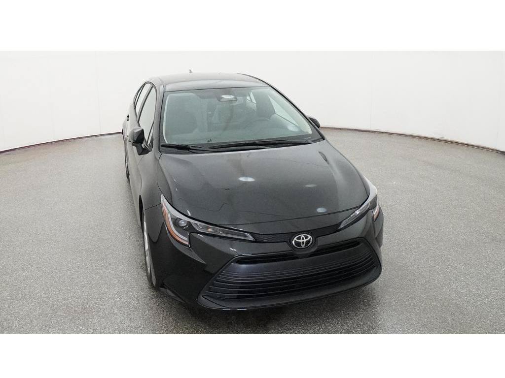 New 2026 Midnight Black Metallic Toyota LE image 14