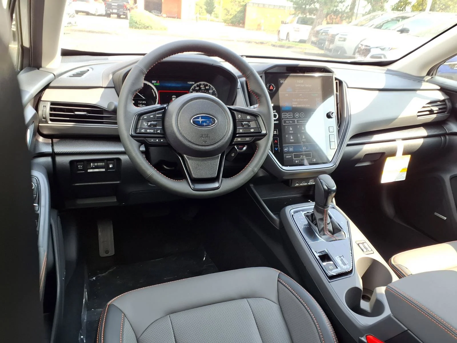 New 2026 CRYSTAL WHITE PEARL Subaru Limited Hybrid image 4