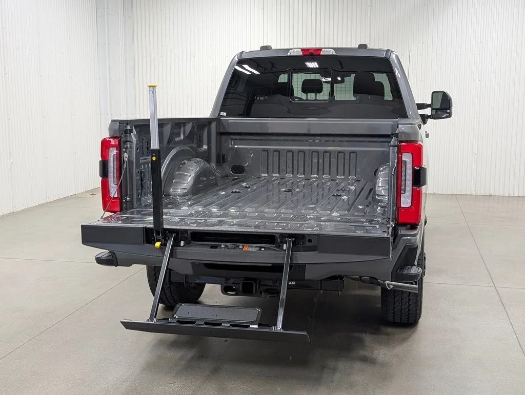 New 2026 Carbonized Gray Metallic Ford F-250® Platinum® image 27