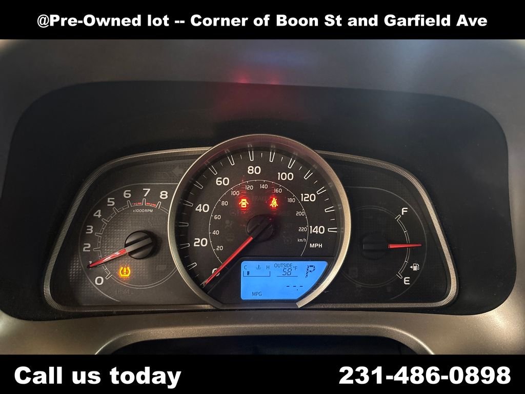 Used 2014 Gray Toyota LE image 21