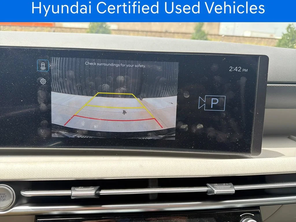 Certified Pre-Owned 2025 Hyundai Tucson Hybrid SEL Convenience