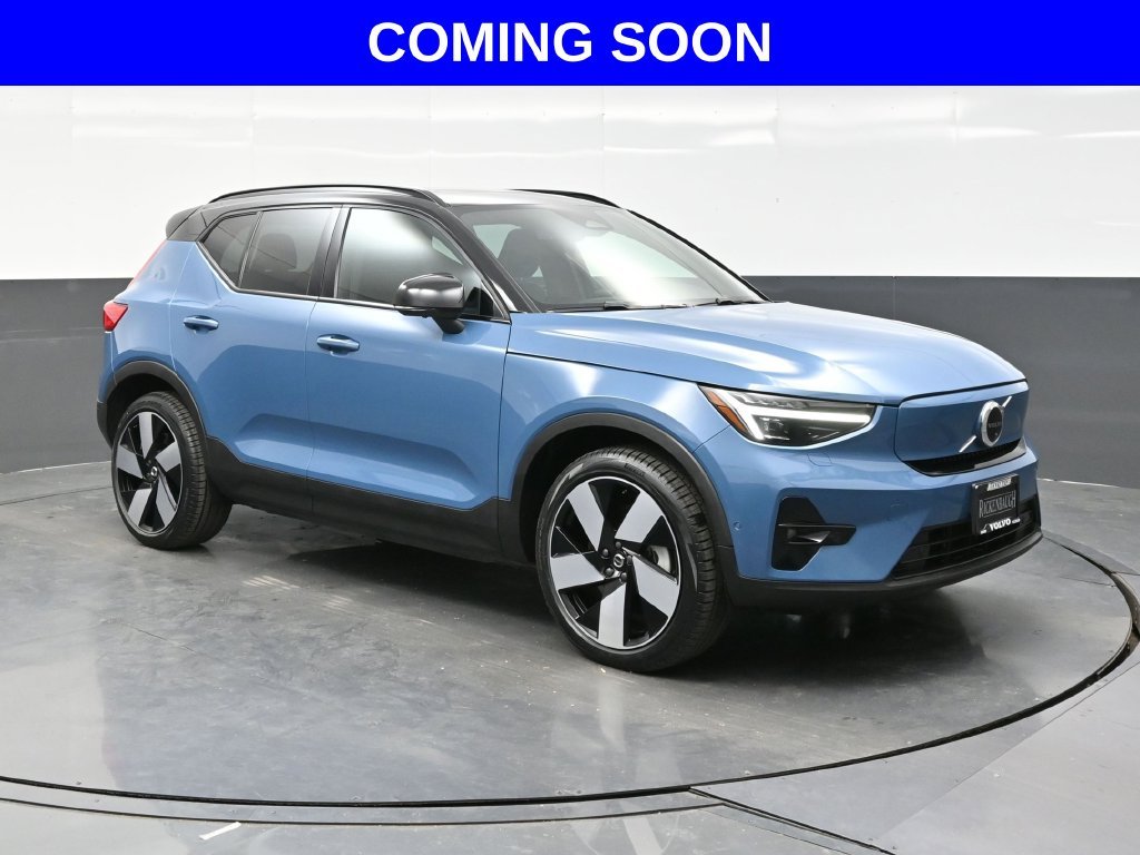 2023 Volvo XC40