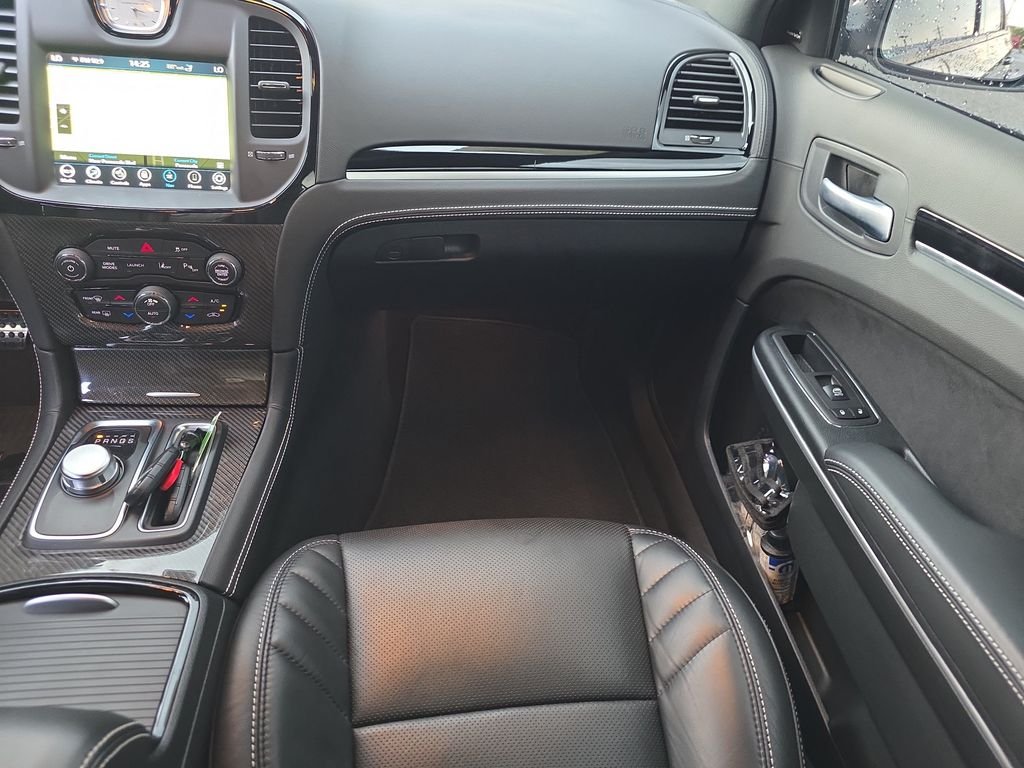 Used 2023 Black Chrysler C image 16