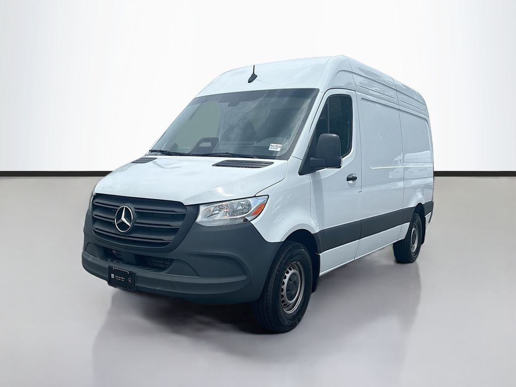 Used 2025 White Mercedes-Benz Cargo 144 WB image 7
