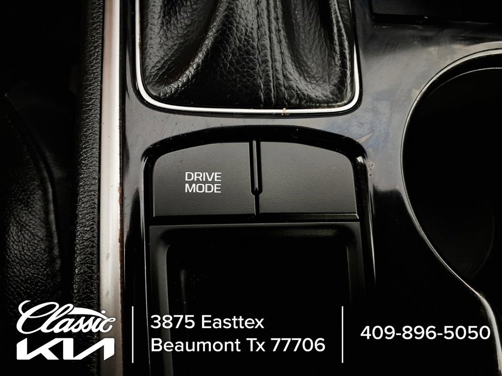 Used 2019 Black Hyundai Sport image 21