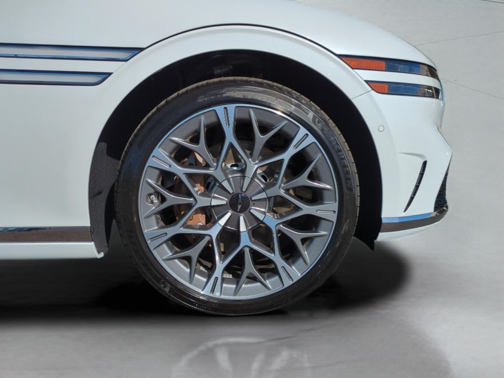 New 2026 White Genesis 3.5T E-SC MHEV image 25