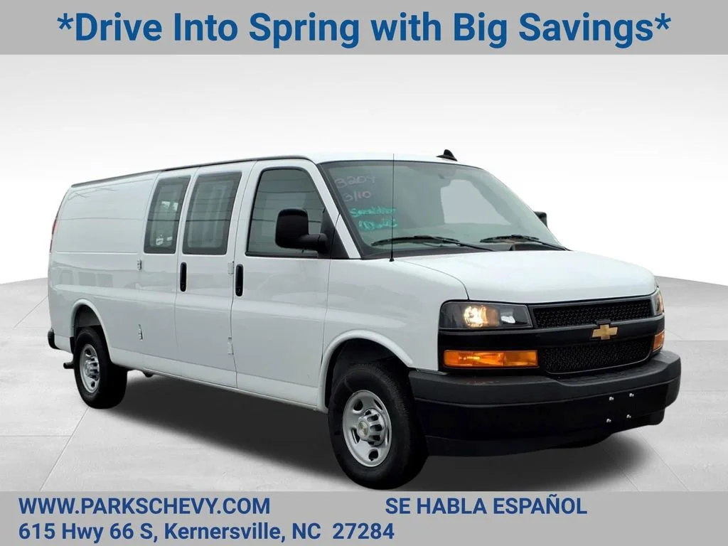 2026 Chevrolet Express 2500 Extended Work Van HD's photo