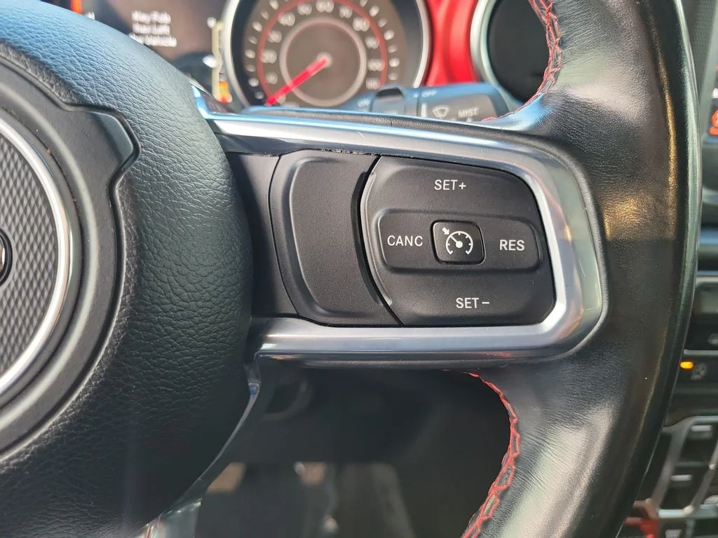 Certified Used 2020 White Jeep Unlimited Rubicon image 29