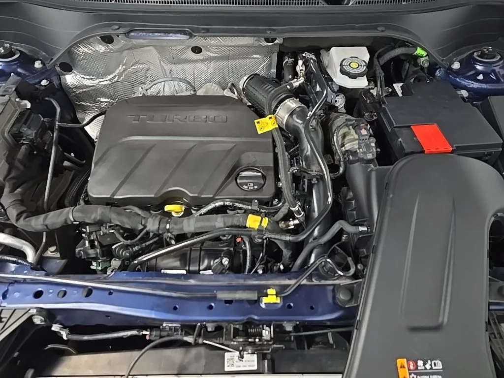 Used 2024 Blue Chevrolet LT image 12