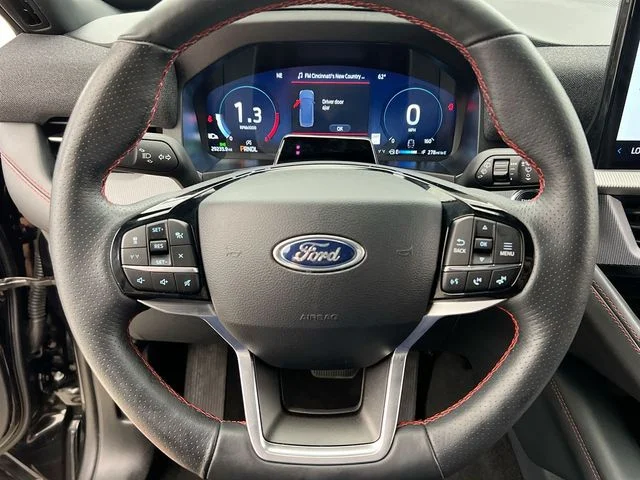 Used 2025 Black Ford ST-Line image 29