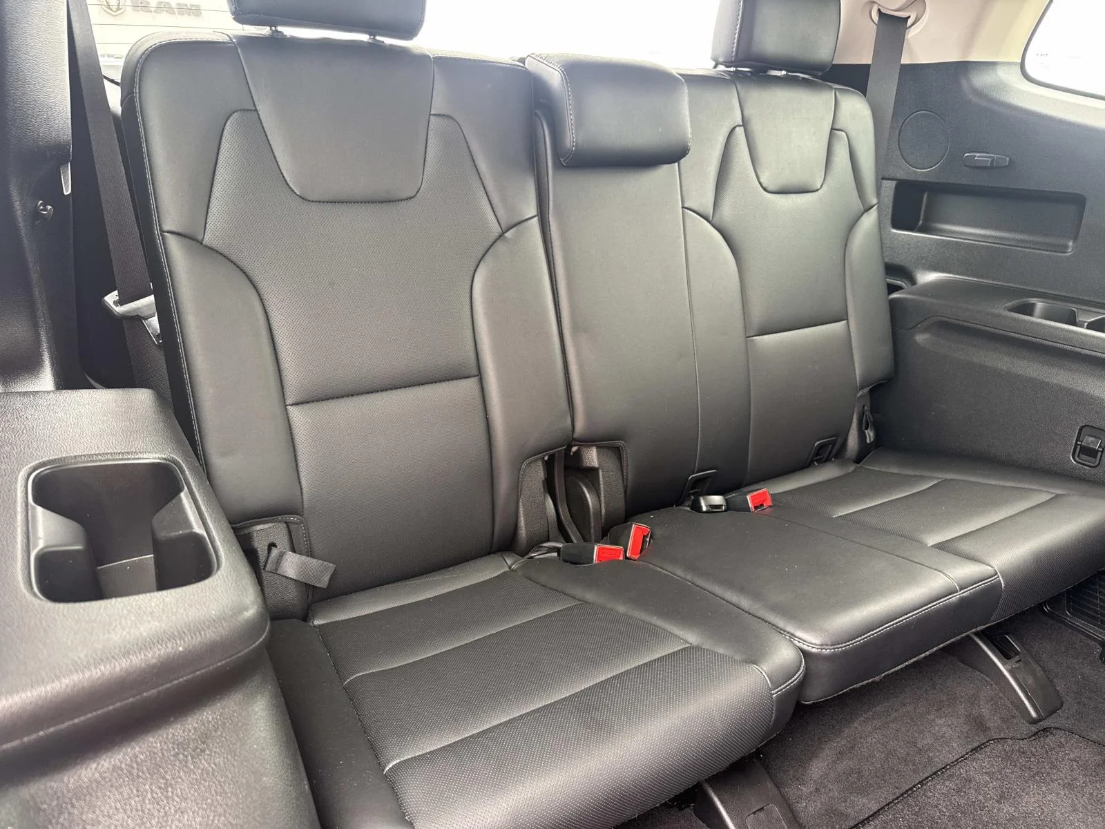 Used 2023 Glacial White Pearl Kia LX AWD image 9