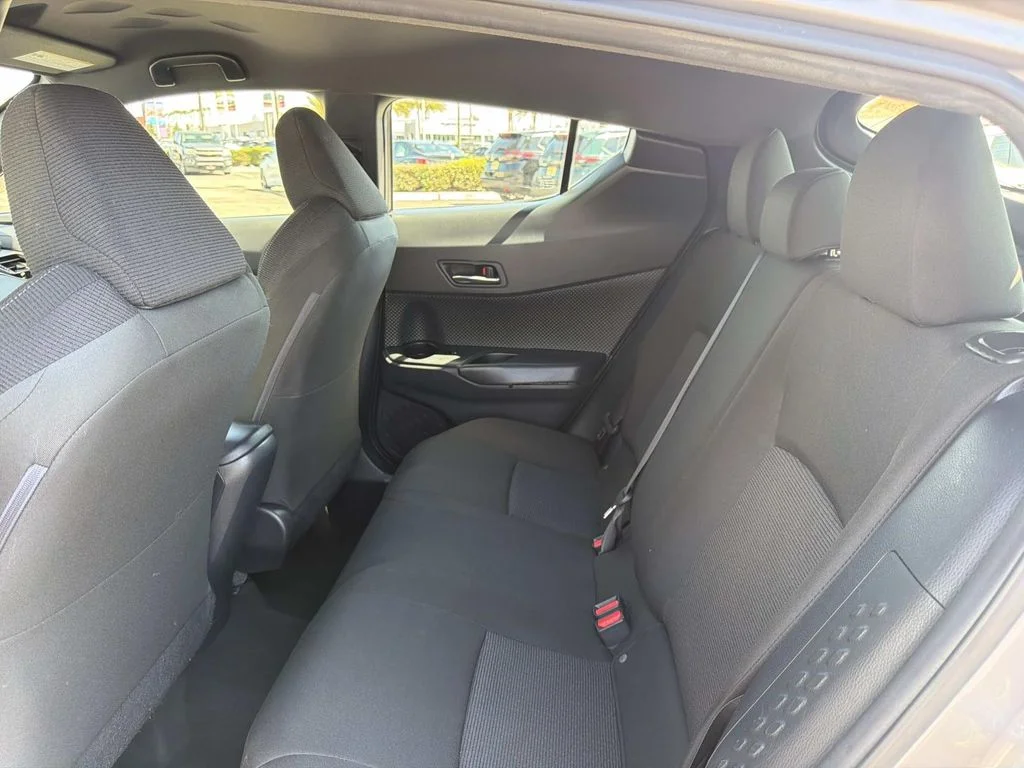 Used 2019 Silver Knockout Metallic Toyota XLE image 22