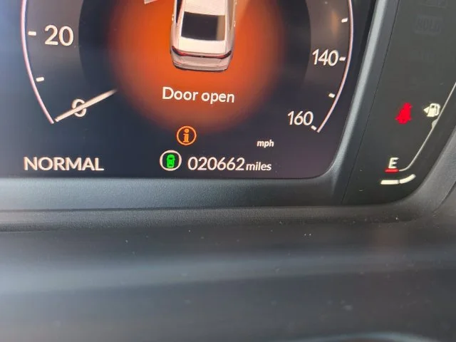 Used 2025  Honda Sport image 28