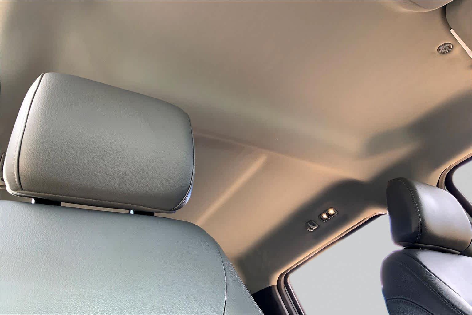 Used 2024 Oxford White Ford XL image 14