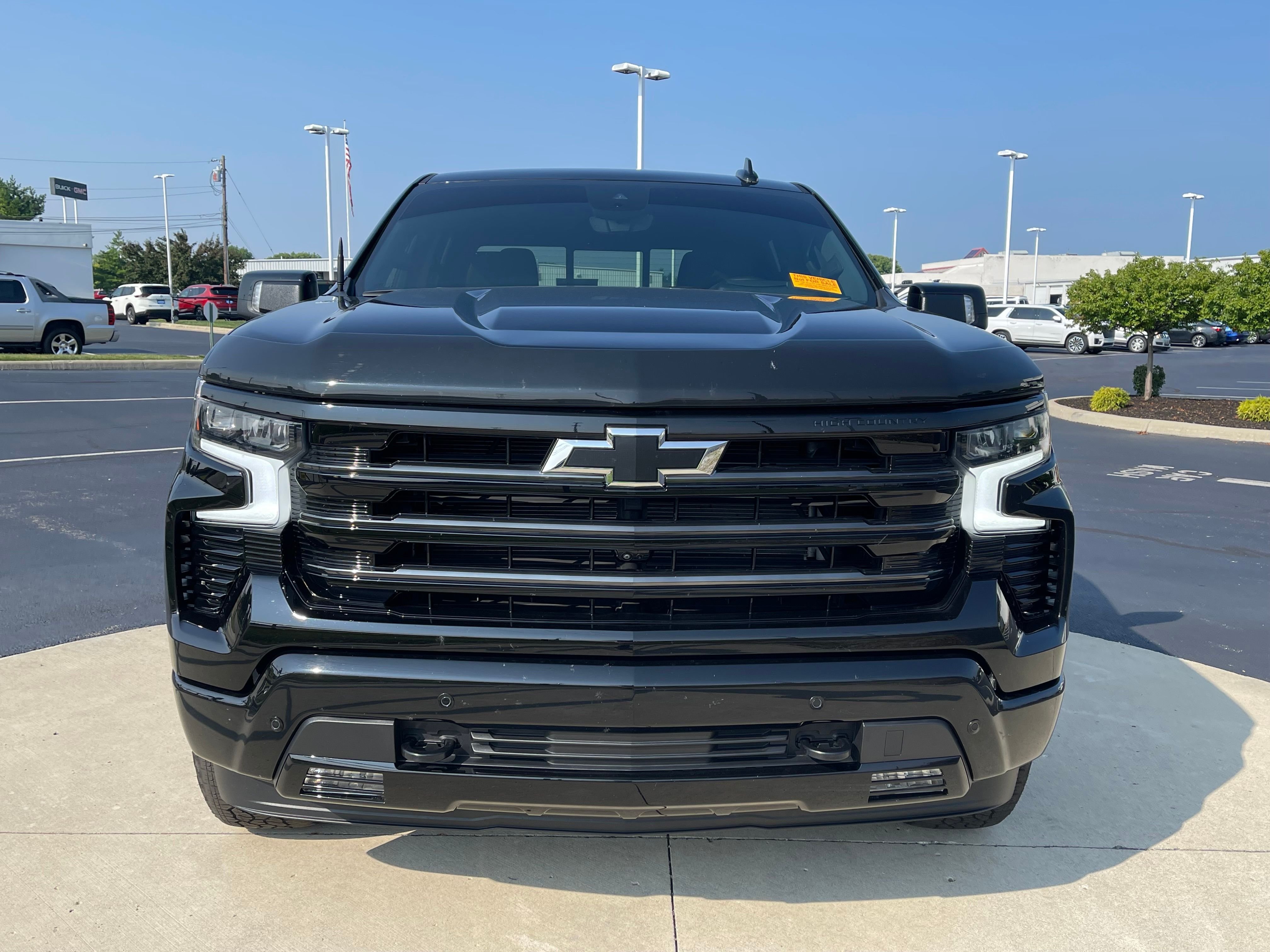 Used 2024 Black Chevrolet High Country image 2