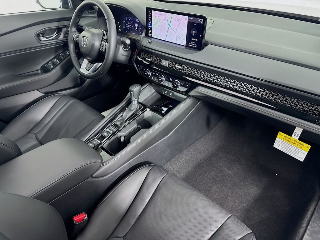 New 2026 Urban Gray Pearl Honda Touring image 40