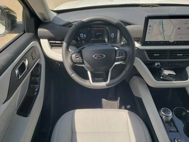 New 2026 White Ford Platinum image 18