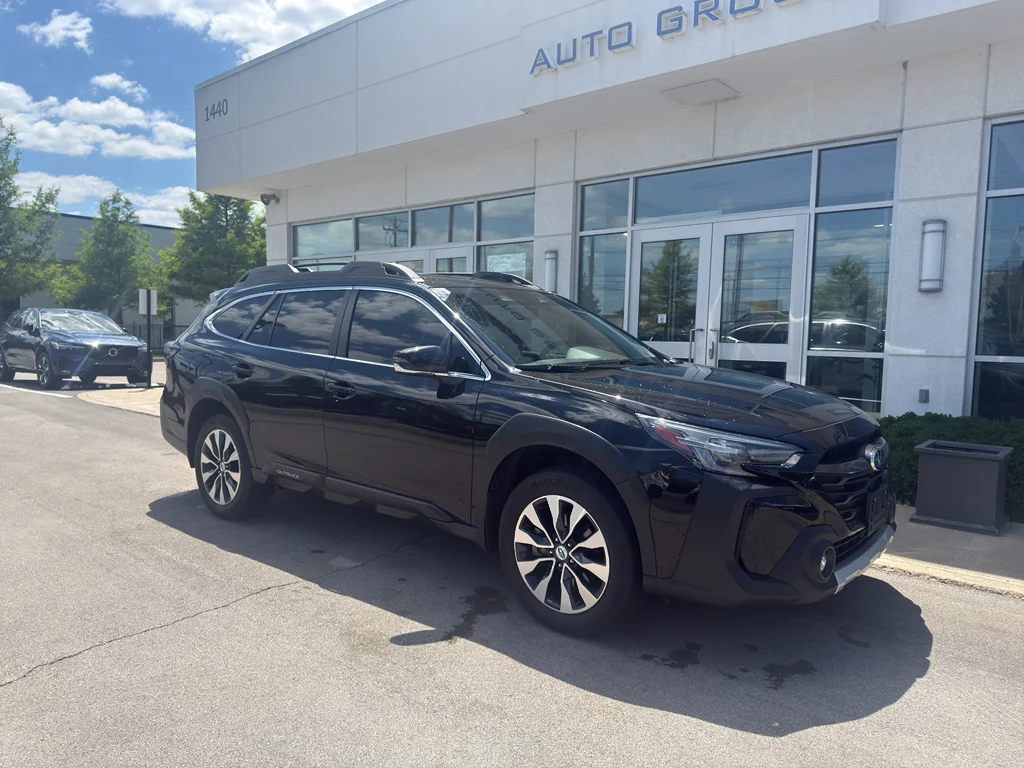 2023 Subaru Outback Limited's photo