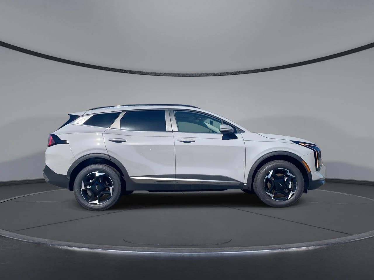 2026 Kia Sportage EX Hybrid - Photo 9