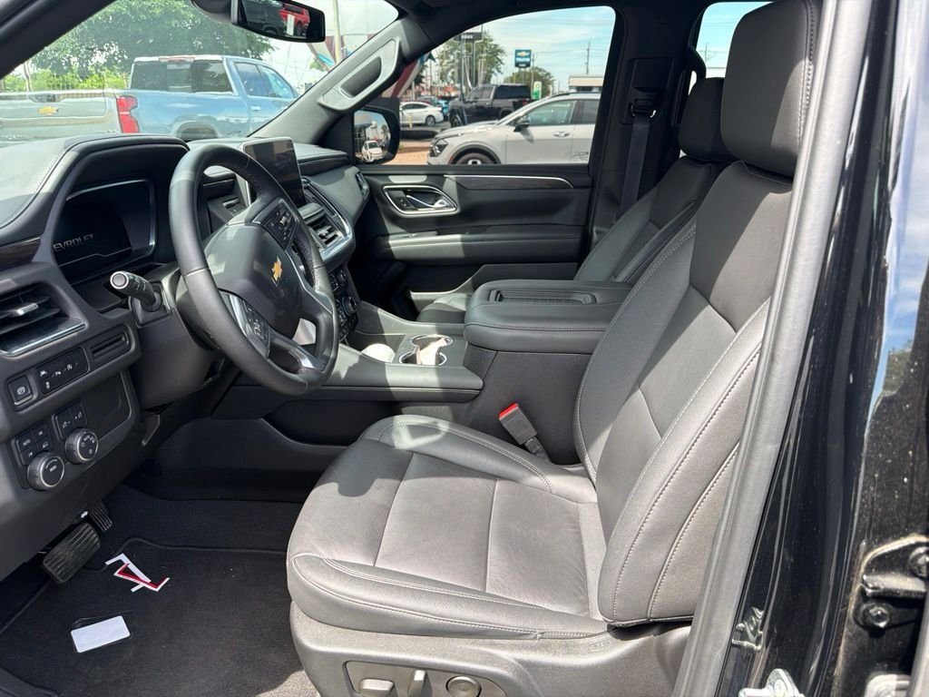 Used 2023 Black Chevrolet LT image 6