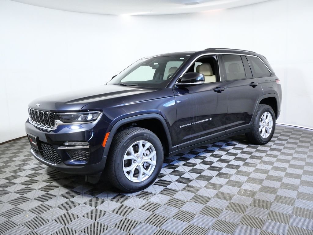 Used 2023 Black Jeep Limited image 3