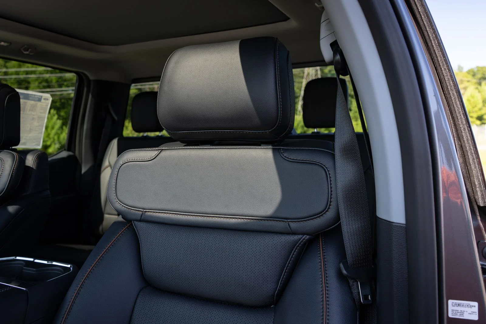 New 2026 Gray Ford Lariat image 30