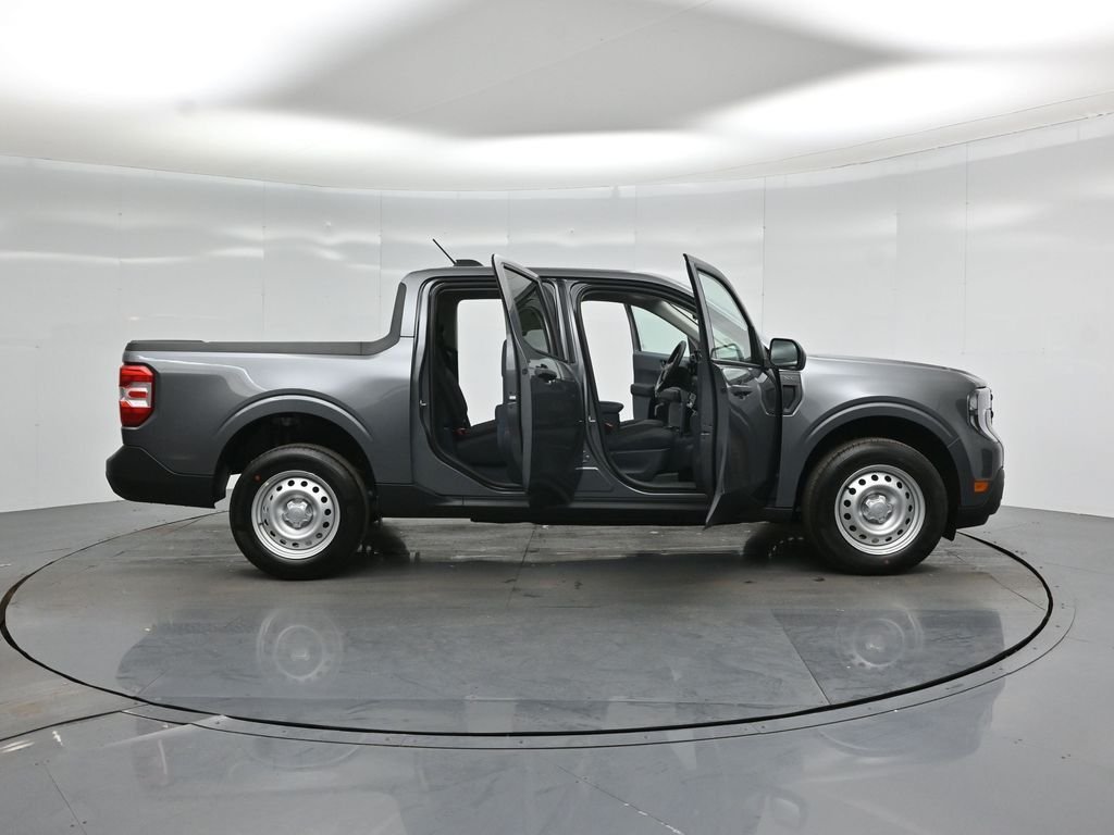New 2026 Gray Ford XL image 4