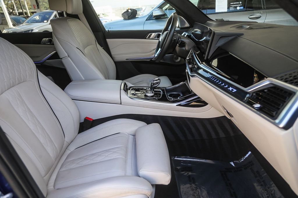 Used 2025 ALPINA Blue Metallic BMW ALPINA XB7 image 14