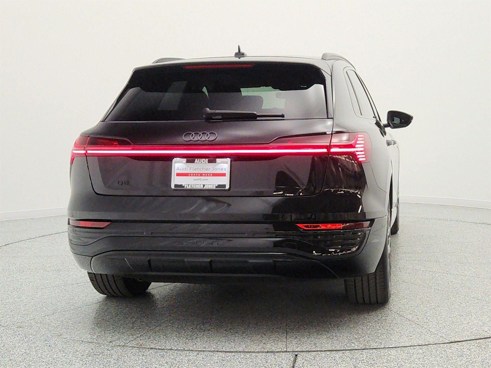 Used 2024 Mythos Black Metallic Audi Premium Plus quattro image 6