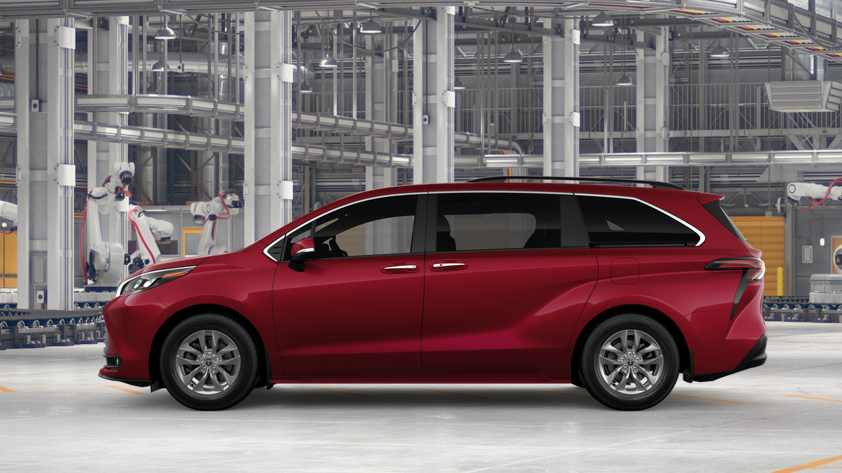 New 2026 Ruby Flare Pearl Toyota XLE image 4