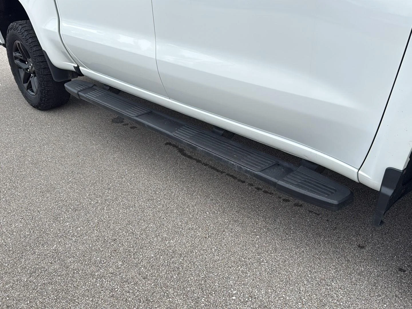 Used 2023 Summit White Chevrolet LT Trail Boss image 21