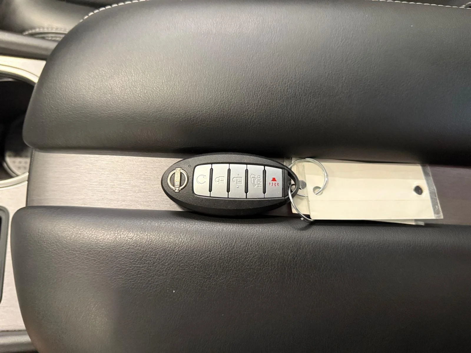 Used 2024  Nissan SL image 31