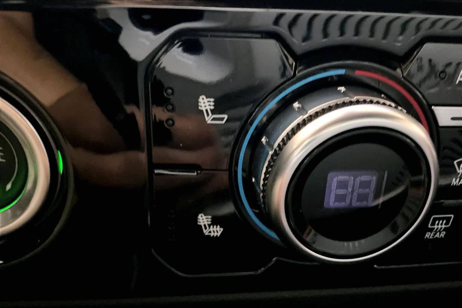 Used 2023 Summit White GMC Elevation image 36