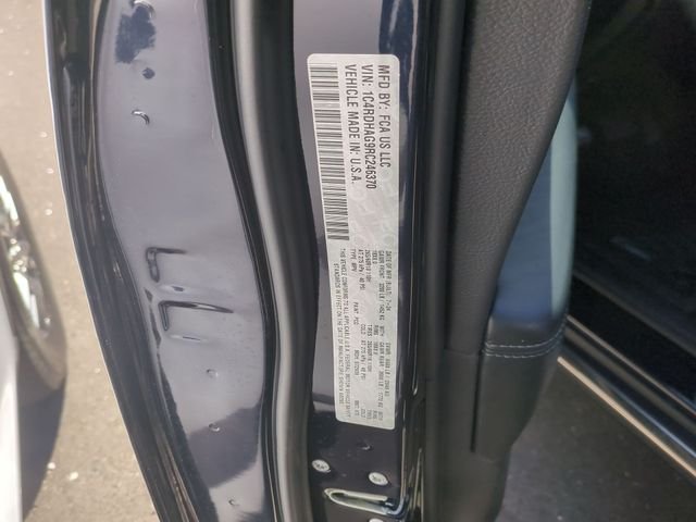 Used 2024  Dodge SXT Plus image 36