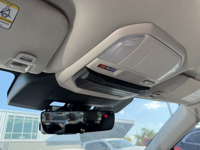 New 2026 CRYSTAL WHITE PEARL Subaru Premium 7-Passenger image 48