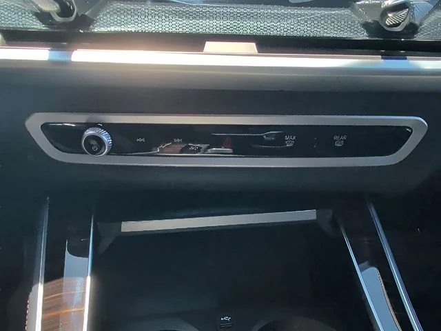 2025 BMW X5 50e - Photo 28