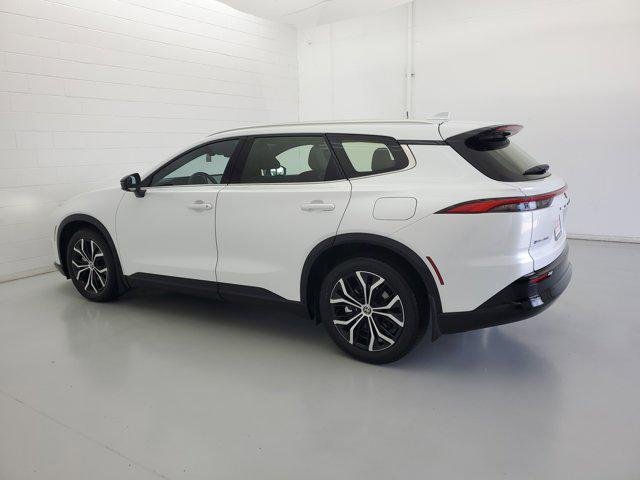 Certified Used 2026 OXYGEN WHITE Toyota  image 28