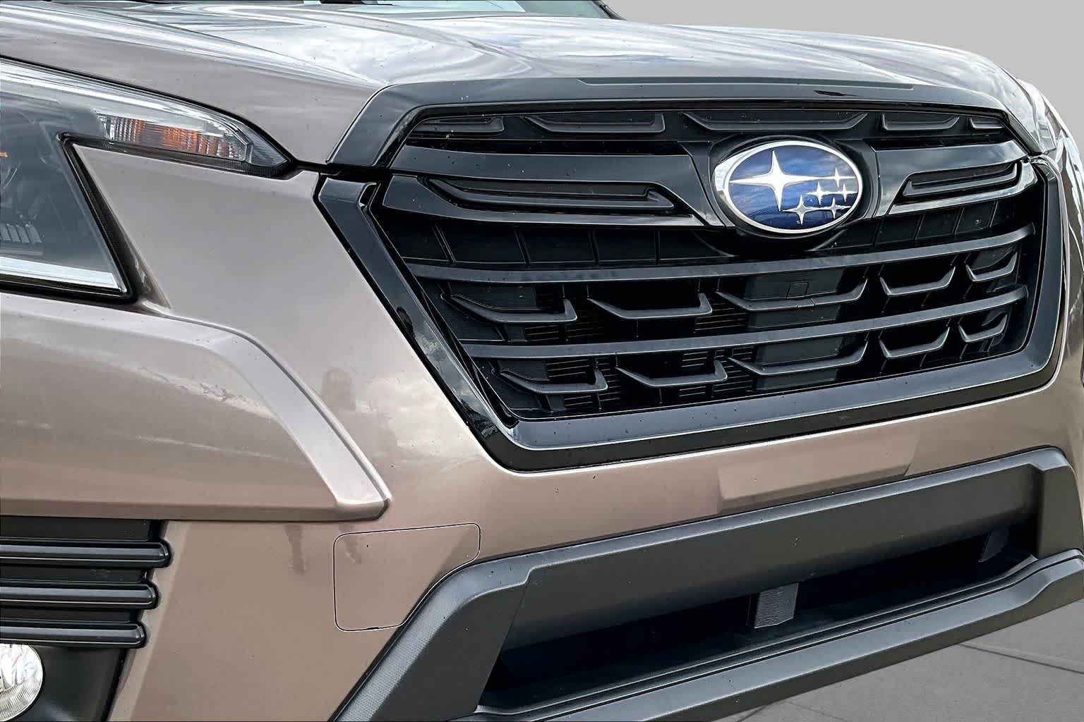Used 2023 Brilliant Bronze Metallic Subaru Premium image 29