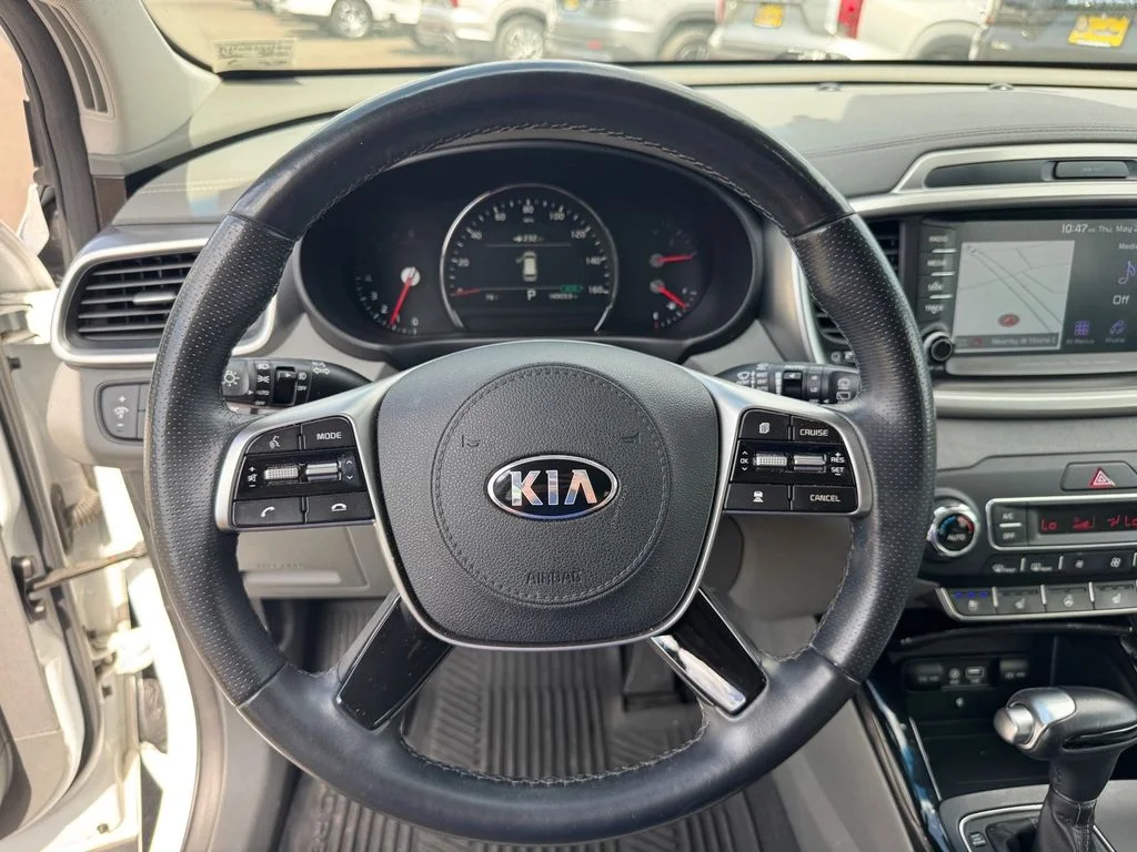 Used 2019 White Kia SX image 20
