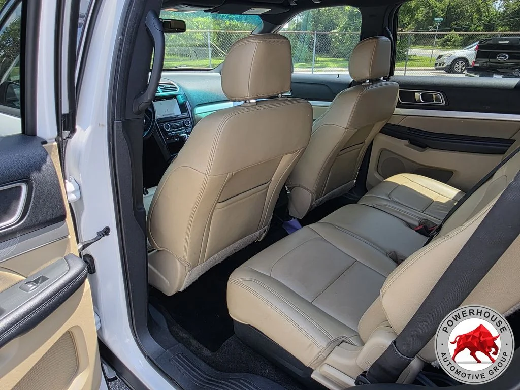 Used 2017 White Ford XLT image 15