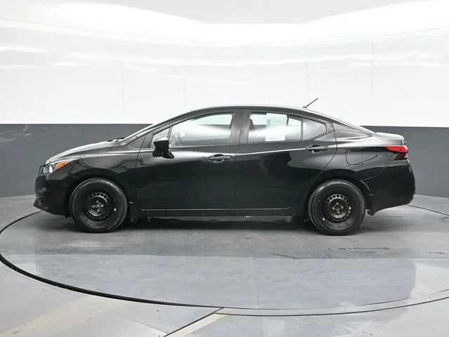 Used 2021 Black Nissan 1.6 S image 4