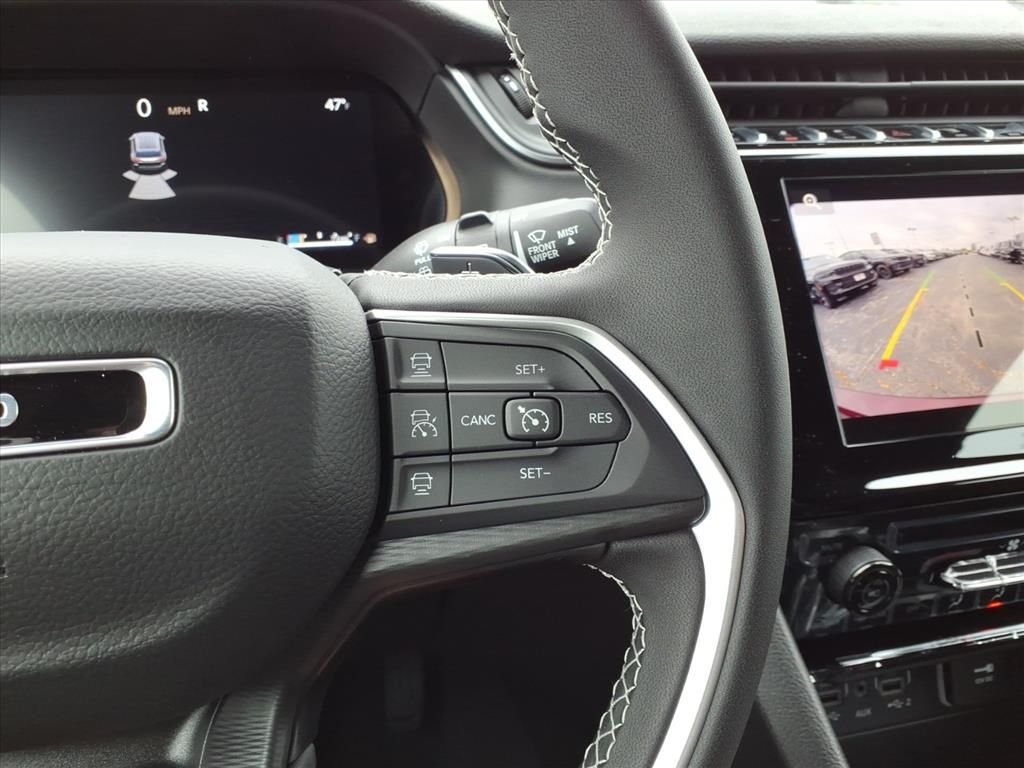 Used 2025 Red Jeep Laredo image 20