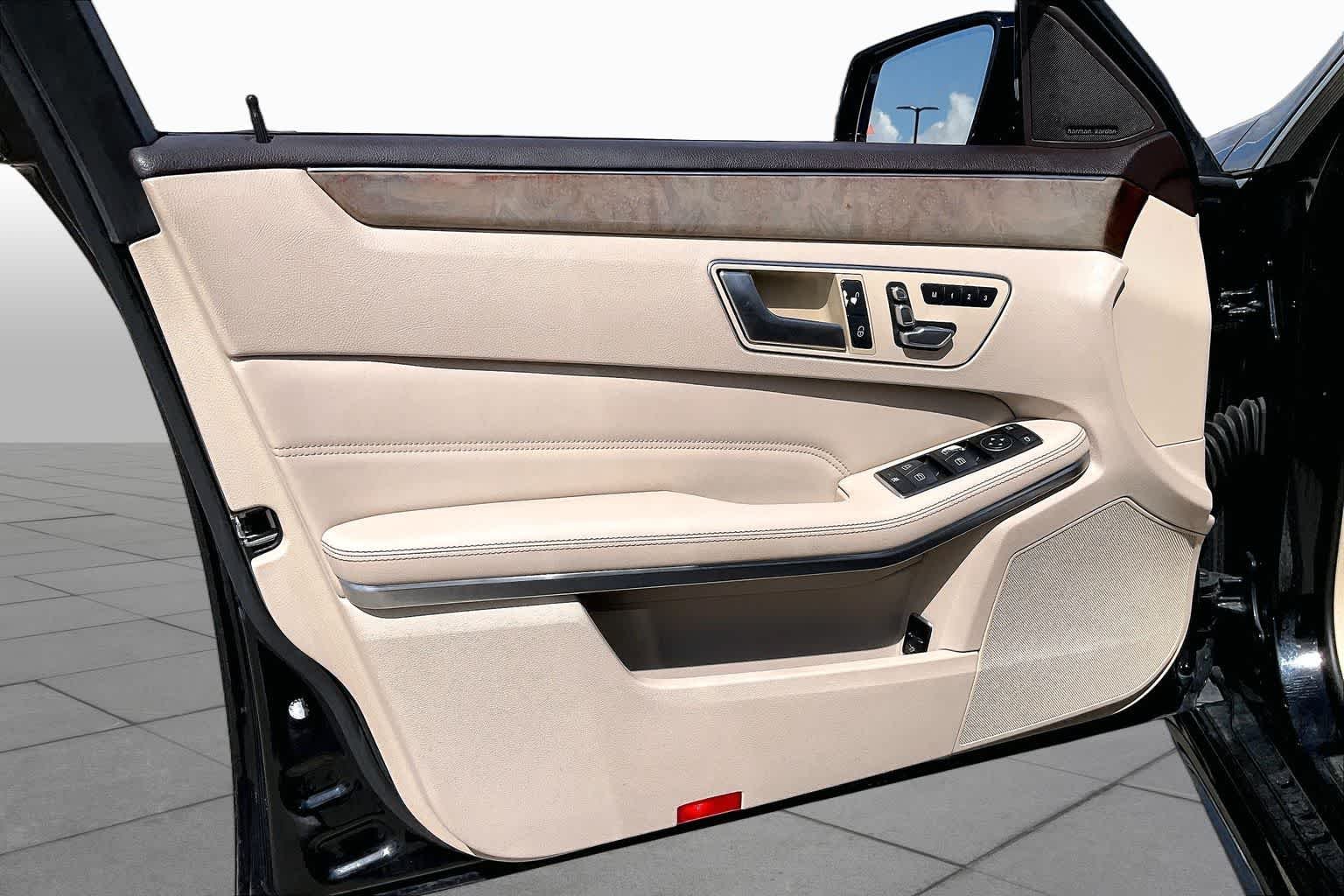 Used 2014 Black Mercedes-Benz E 350 Sport image 19