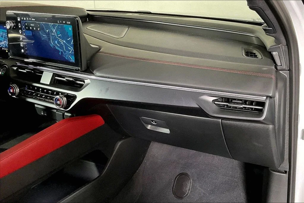 Used 2024  Acura Type S image 16